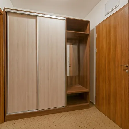 Studenov Apartamento *